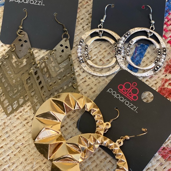 Earring Bundle - Picture 2 of 2